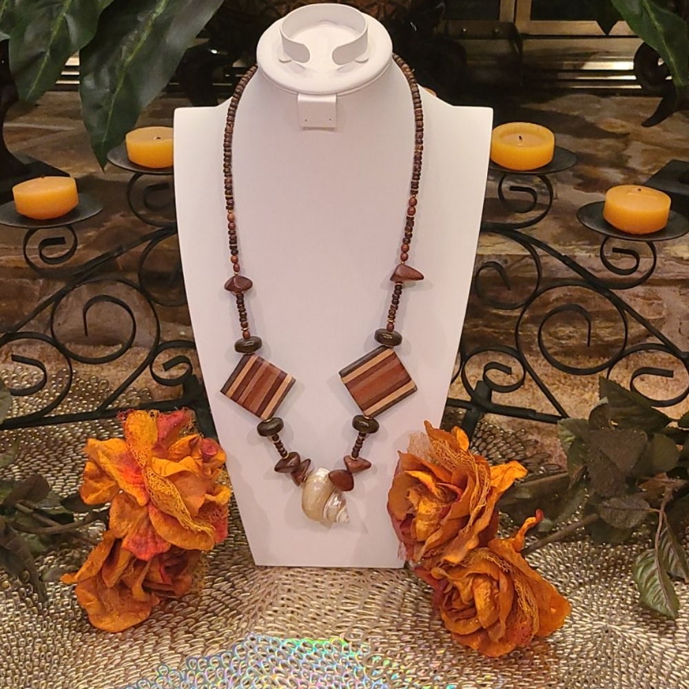 ✴Artisan Wood Snail Shell Necklace